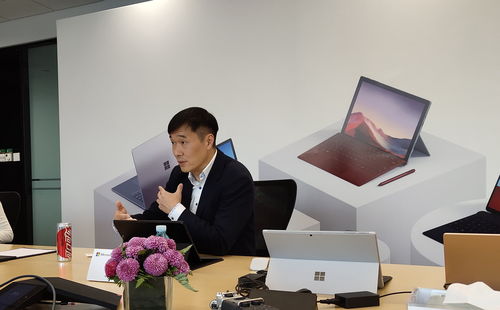 對話微軟鄒作基 云與AI雙輪驅(qū)動硬件創(chuàng)新，商用Surface構(gòu)建獨(dú)立銷售體系